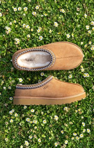 UGG